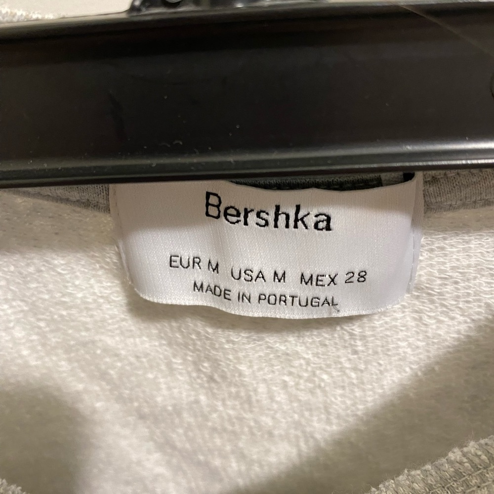 Bershka 1998 Cropped Hoodie - Picture 3 of 3